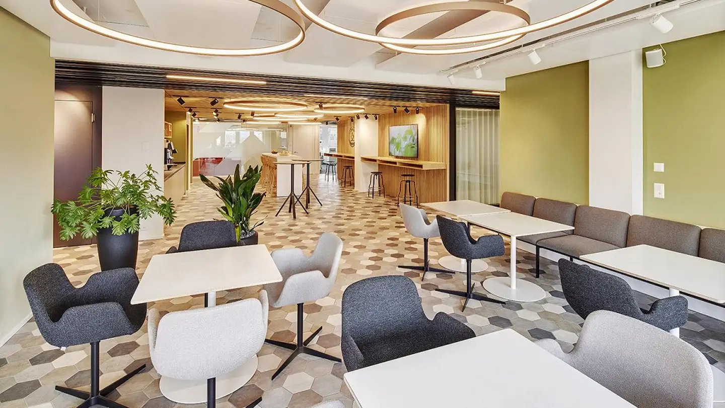 Spazio ufficio in affitto - Neuhofstrasse 12, 6340 Baar