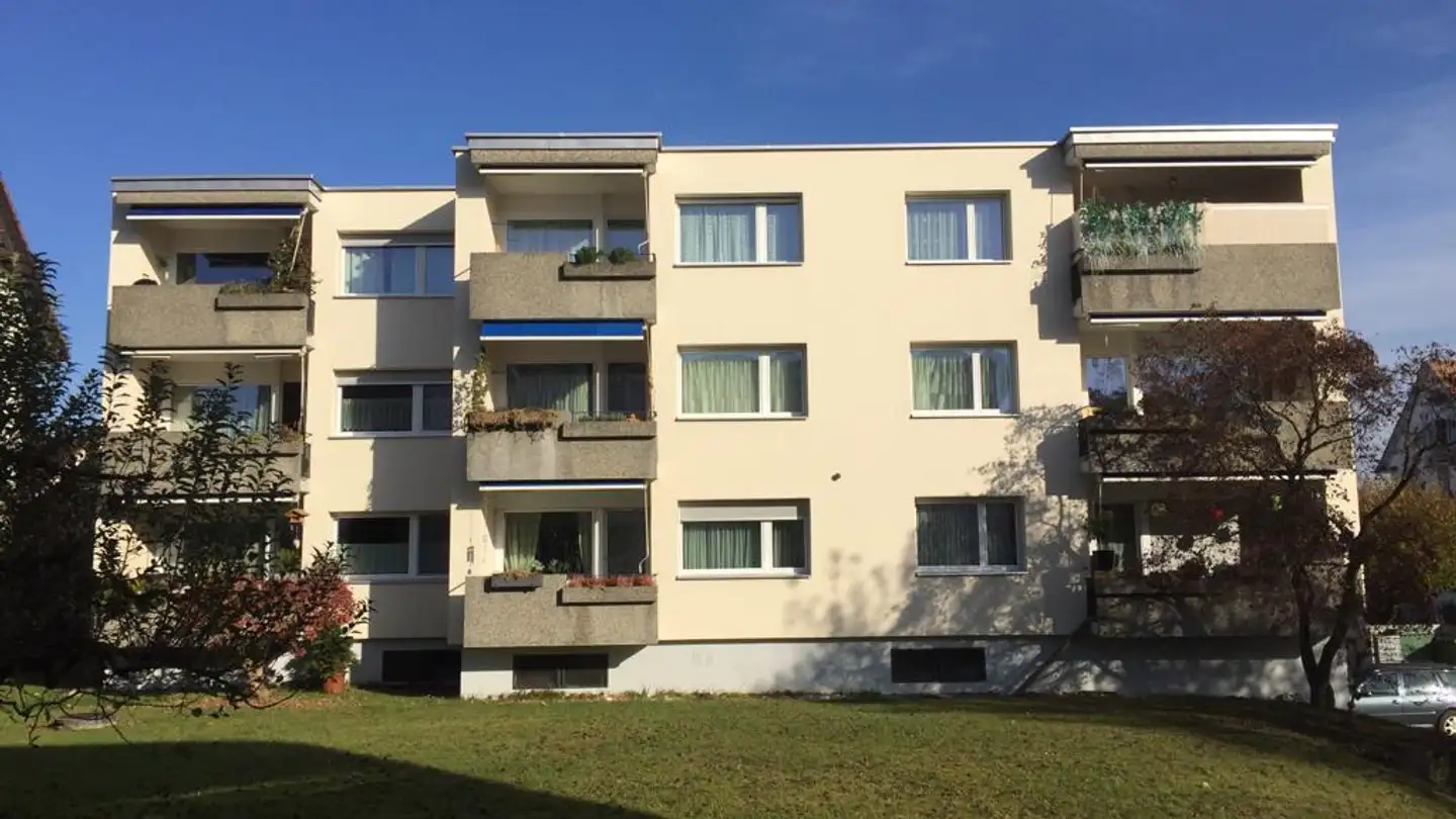 Wohnung mieten - Industriestrasse 16, 8627 Grüningen