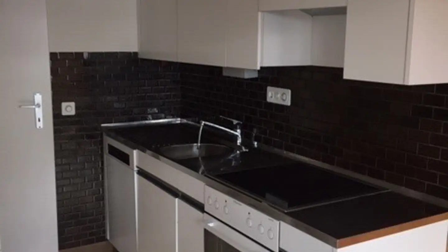 Wohnung mieten - Industriestrasse 16, 8627 Grüningen - Foto 3