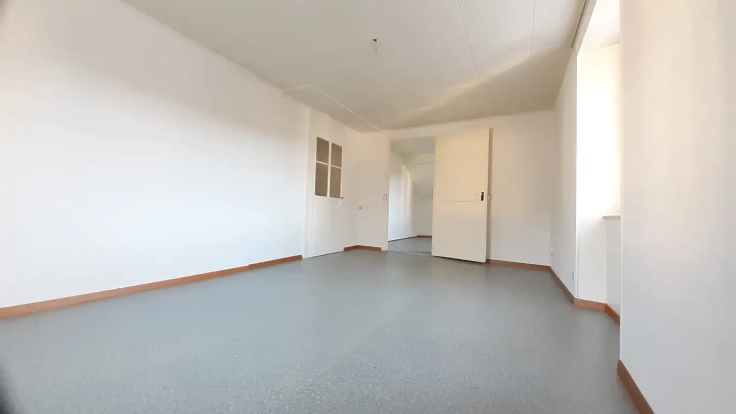 Apartment for rent - Les Bolles-Du-Temple 7, 2117 La Côte-aux-Fées - Photo 2