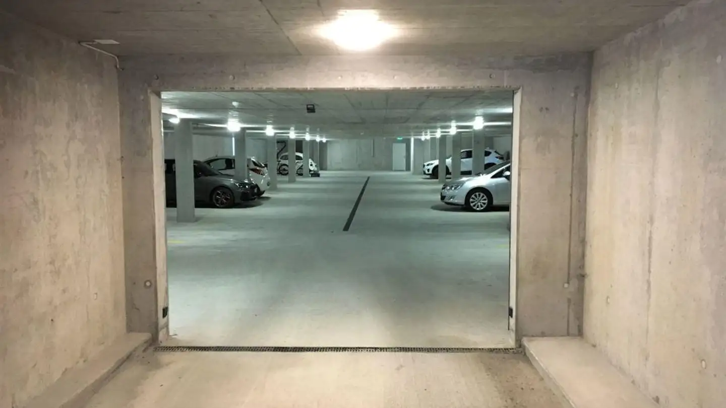 Garage individuel à louer - Grundstrasse 11, 9502 Braunau