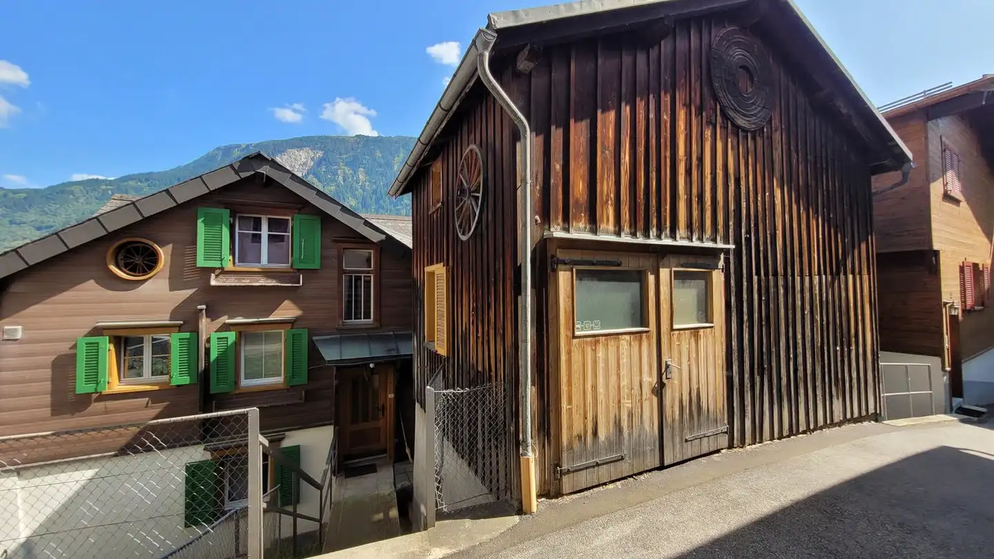 Commercial for rent - Via Veglia 9, 7180 Disentis/Mustér