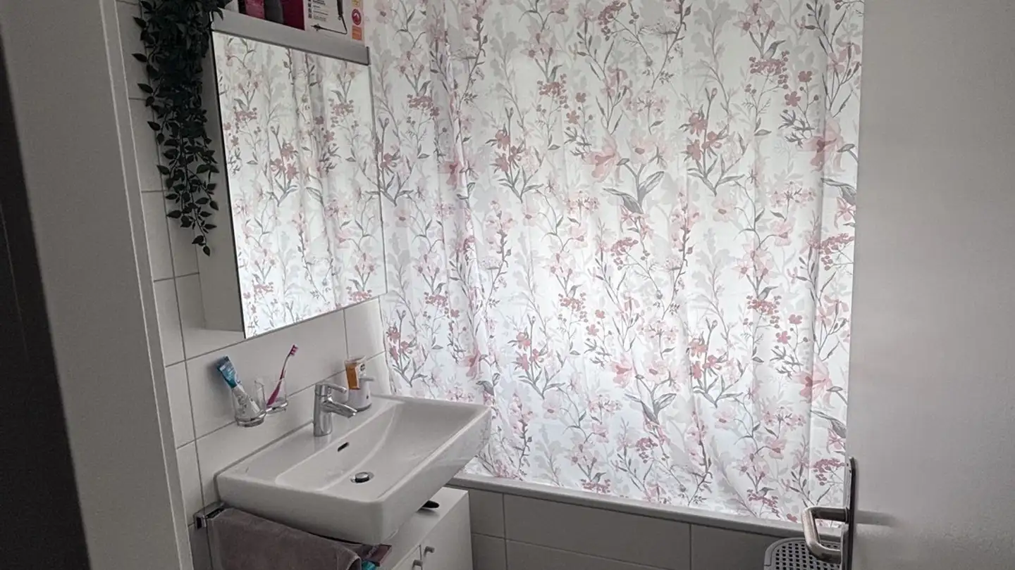 Wohnung mieten - Alpenstrasse 9, 8154 Oberglatt ZH - Foto 2