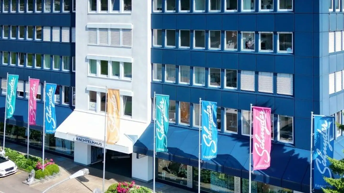 Gewerbe mieten - Untere Bahnhofstrasse 25, 8340 Hinwil - Foto 2