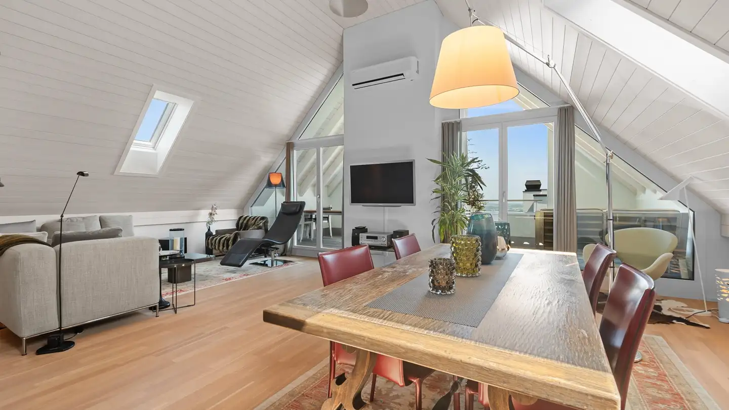 Attique à vendre - 8127 Forch