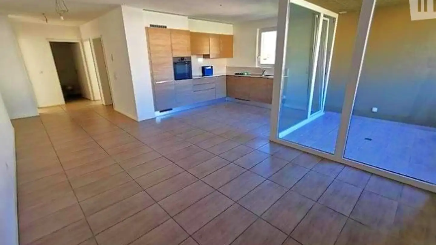 Appartement à louer - Via Monda 11, 6592 S. Antonino