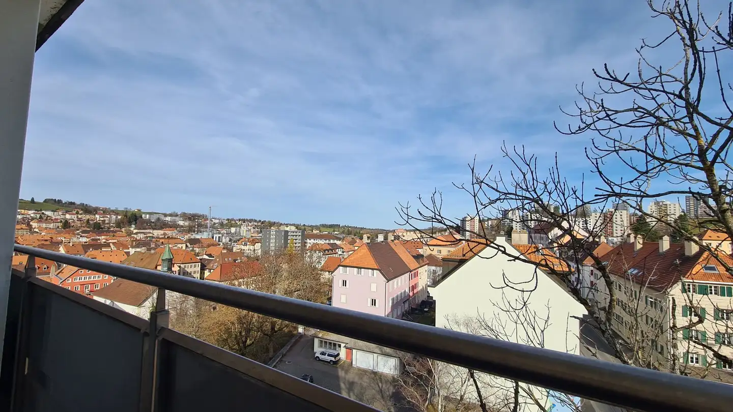 Appartement à louer - Rue Du Crêt 1, 2300 La Chaux-de-Fonds - Photo 2