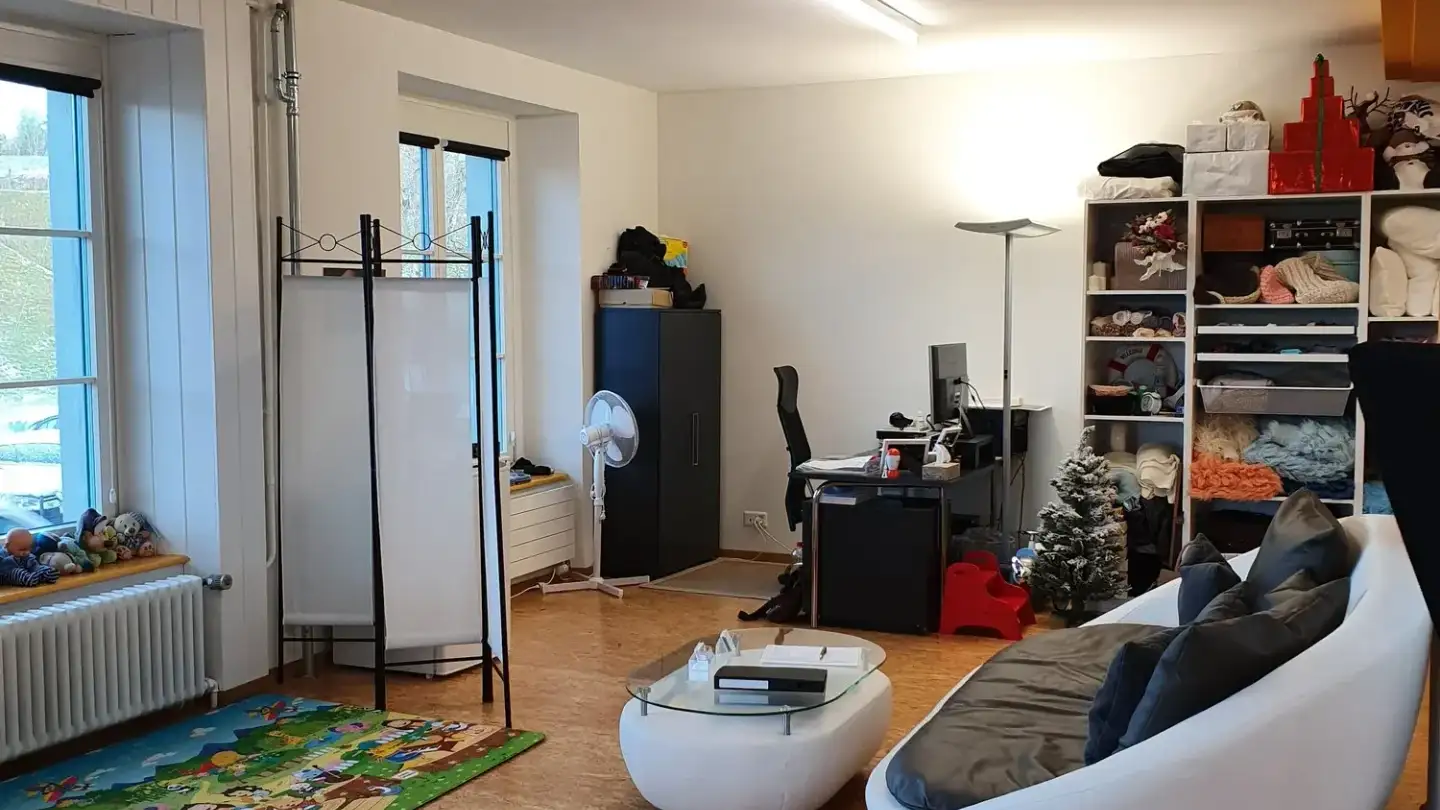 Gewerbe mieten - Edikerstrasse 18a, 8635 Dürnten - Foto 4