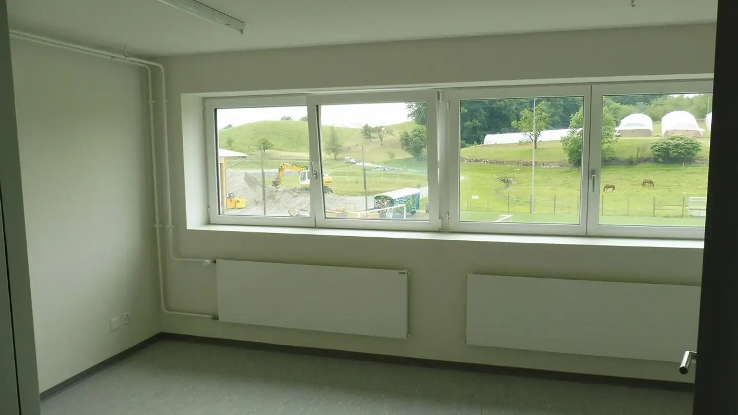 Office space for rent - Weiherstrasse 16, 6353 Weggis - Photo 2