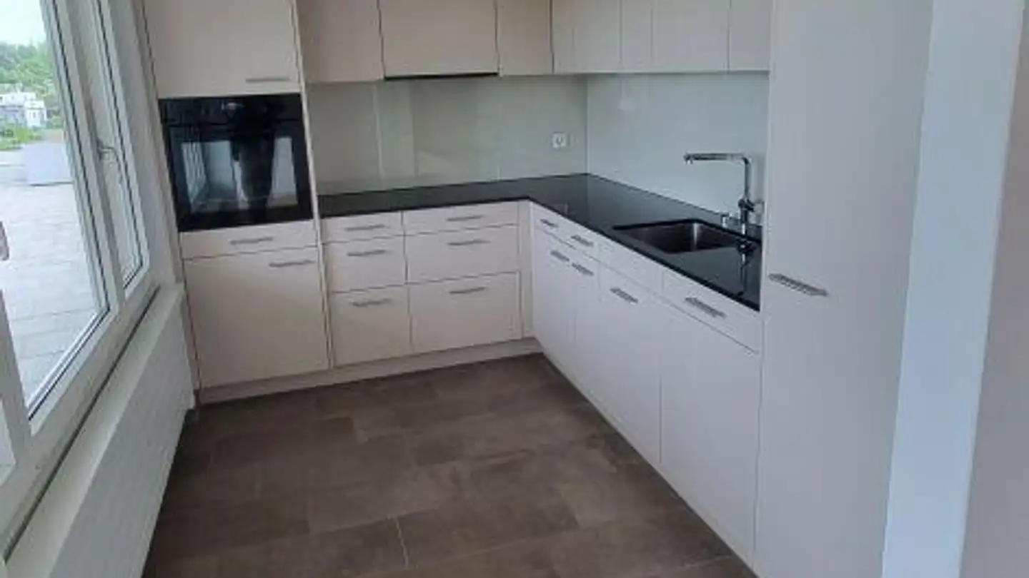Attique à louer - Winkelriedstrasse 21, 8200 Schaffhausen - Photo 4