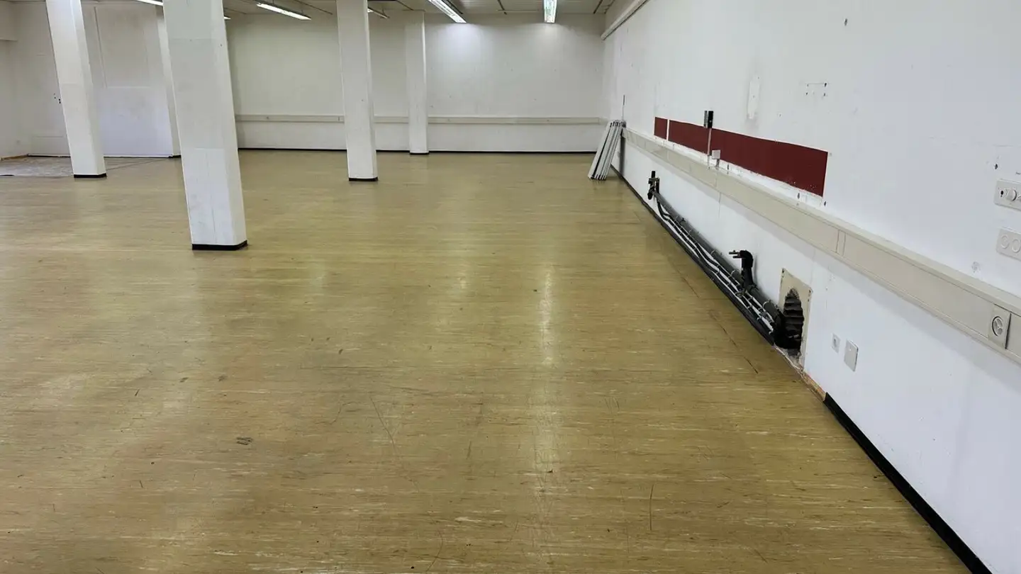 Spazio ufficio in affitto - Rue De La Toula 20, 1630 Bulle - Photo 2