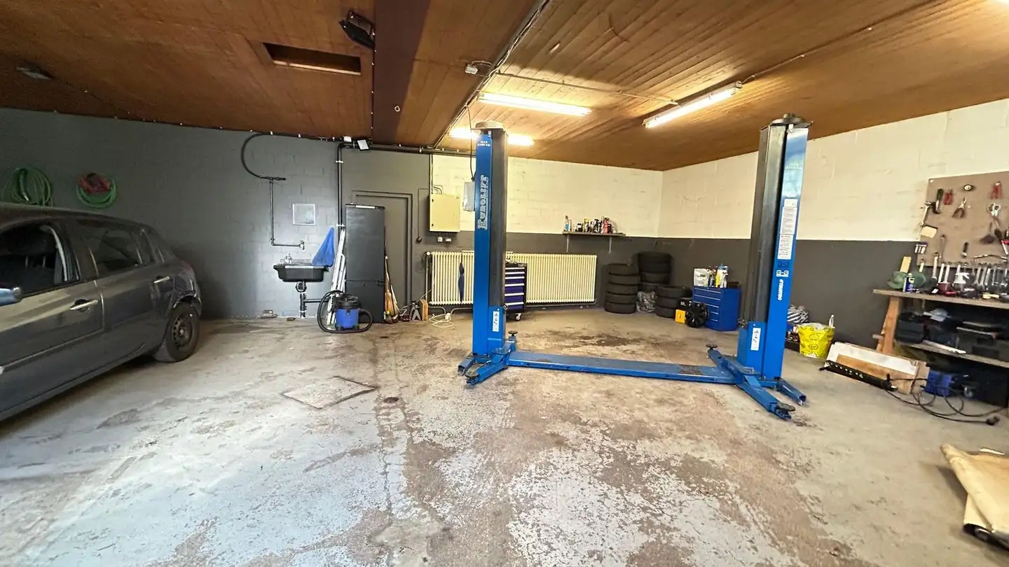 Commercial for rent - Weiherhus 3, 6102 Malters