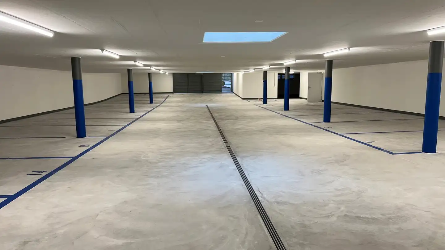 Tiefgaragenstellplatz mieten - Gyrhaldenstrasse 5, 8953 Dietikon