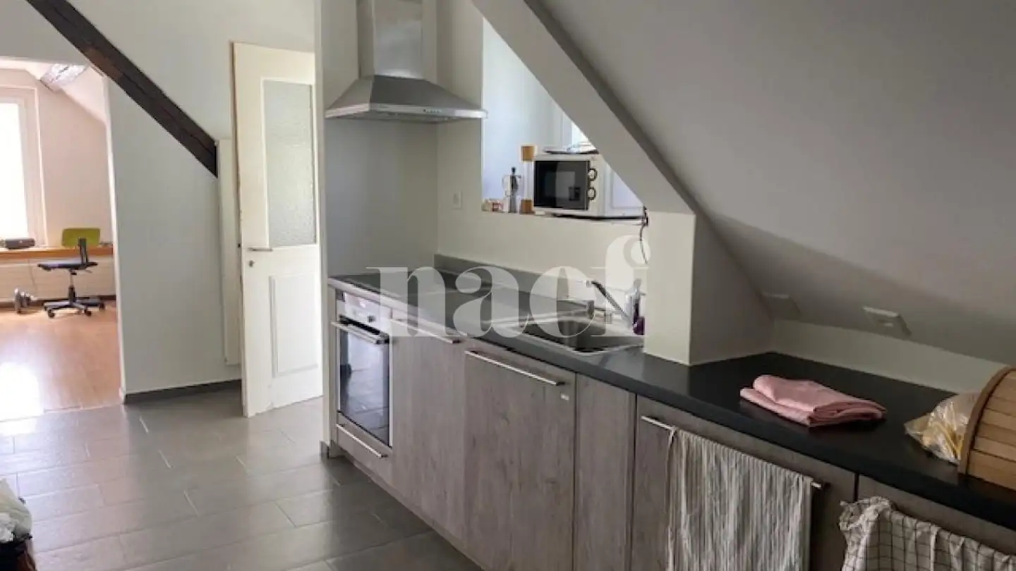 Chambre à louer - Avenue Du Vignoble 25, 2000 Neuchâtel - Photo 2