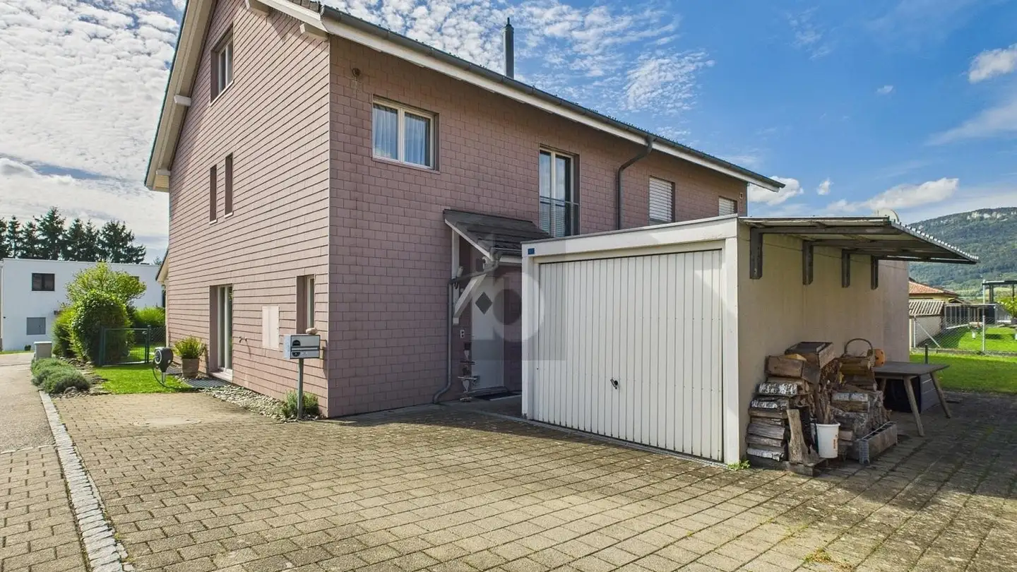 Duplex for sale - 4617 Gunzgen
