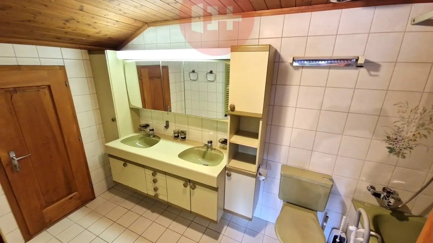 Residential building for sale - 3766 Boltigen - Photo 4