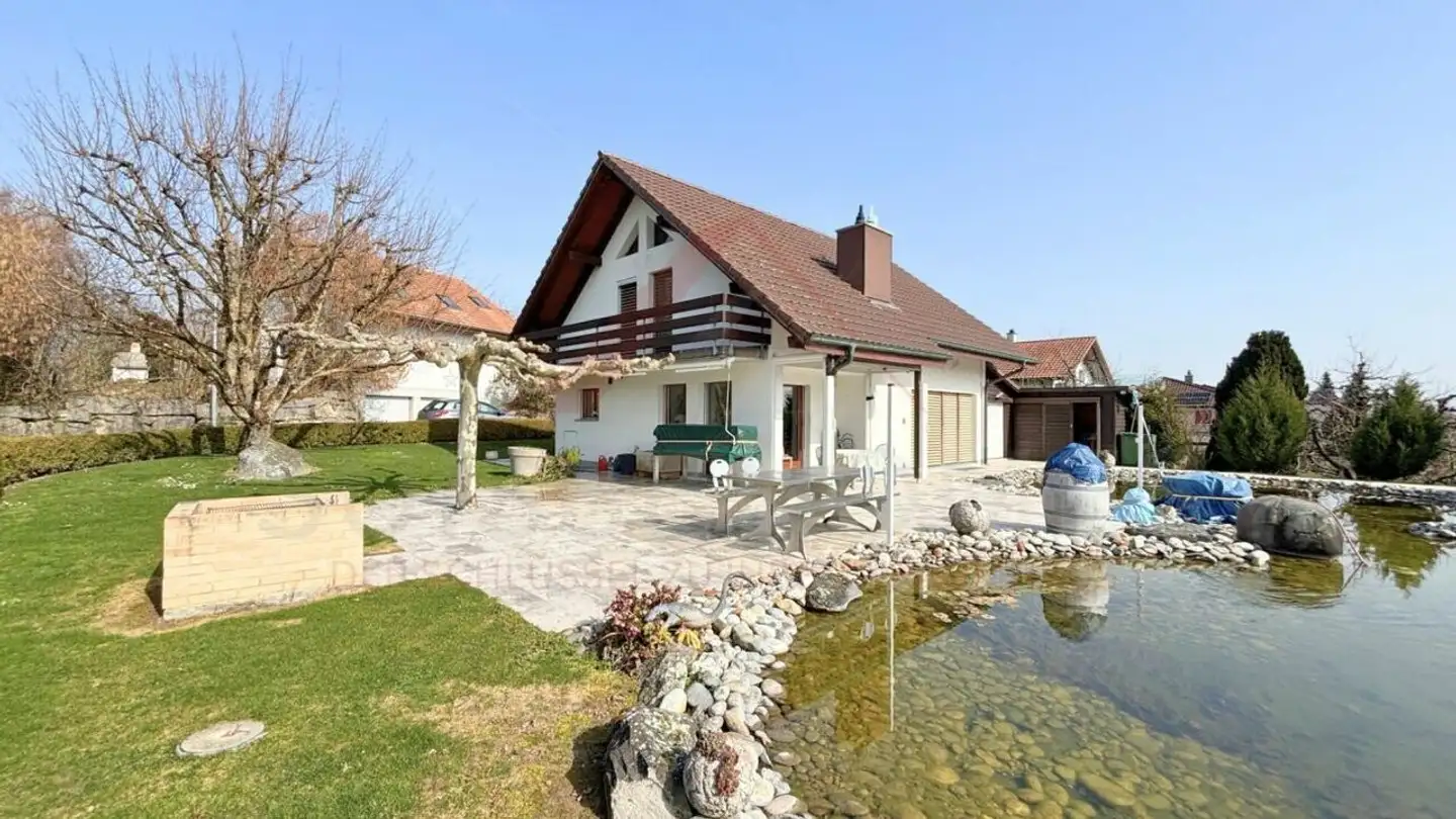 Single house for sale - 2575 Hagneck