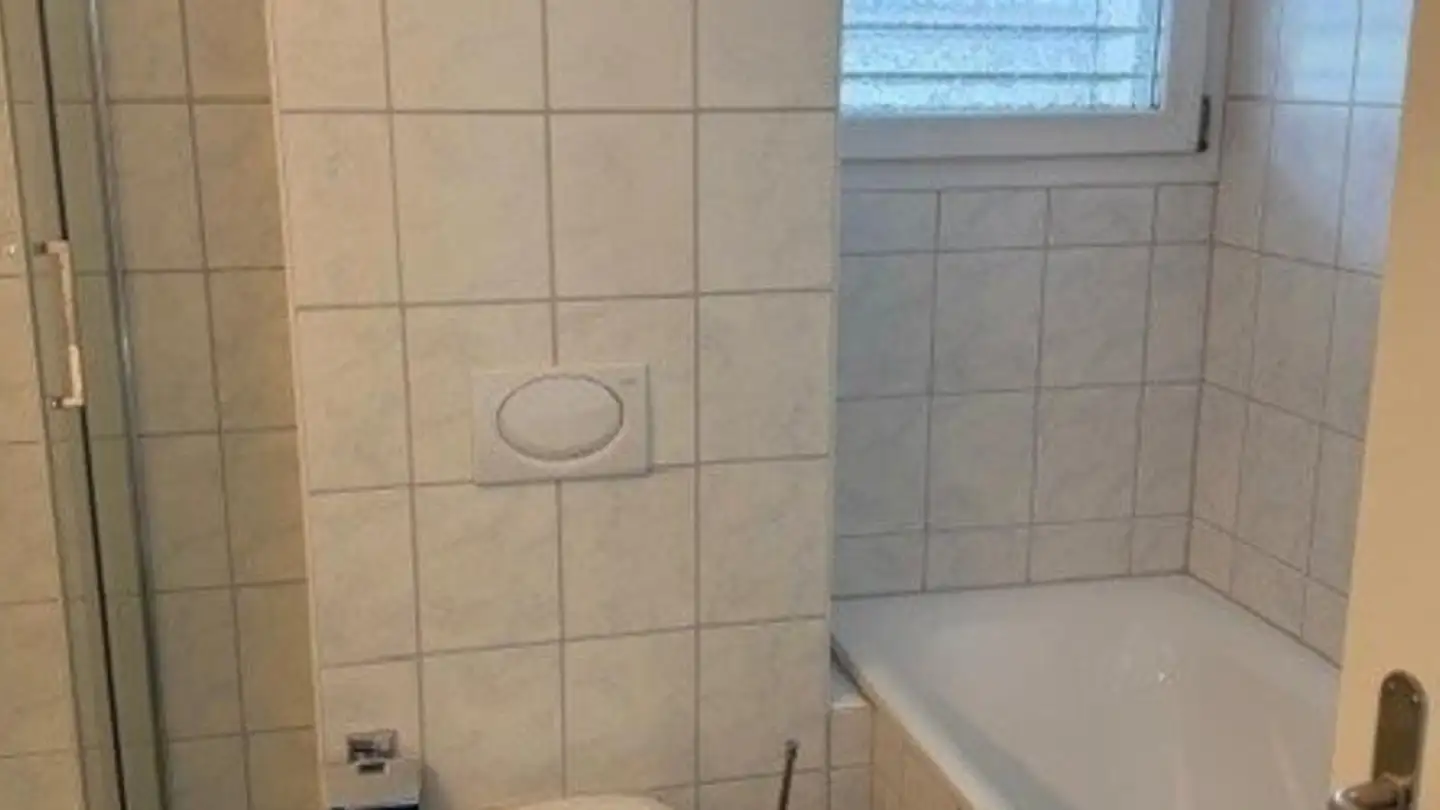 Wohnung mieten - Reinacherstrasse 3, 4106 Therwil - Foto 4