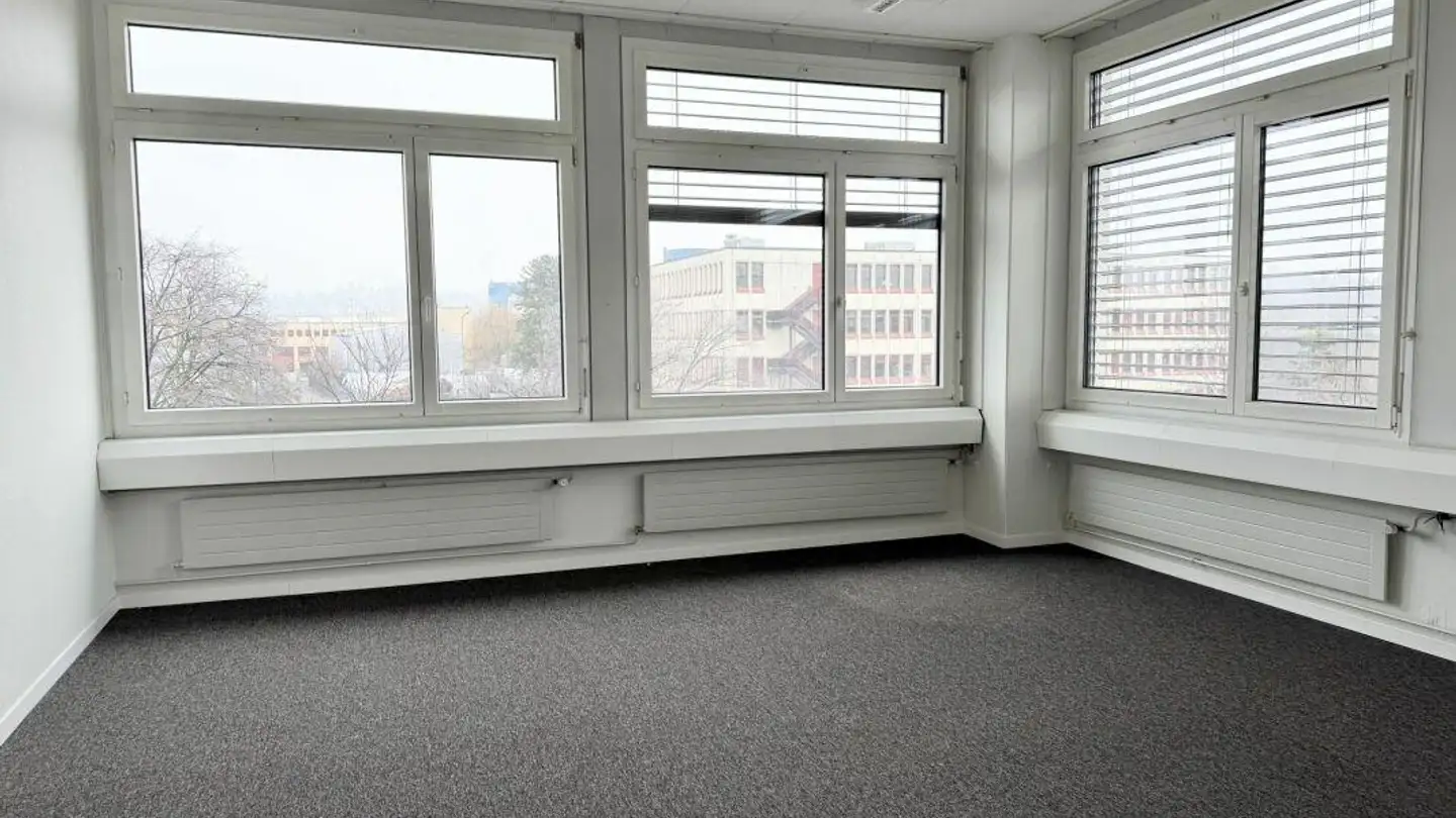 Bürofläche mieten - Industriestrasse 25, 8604 Volketswil - Foto 3