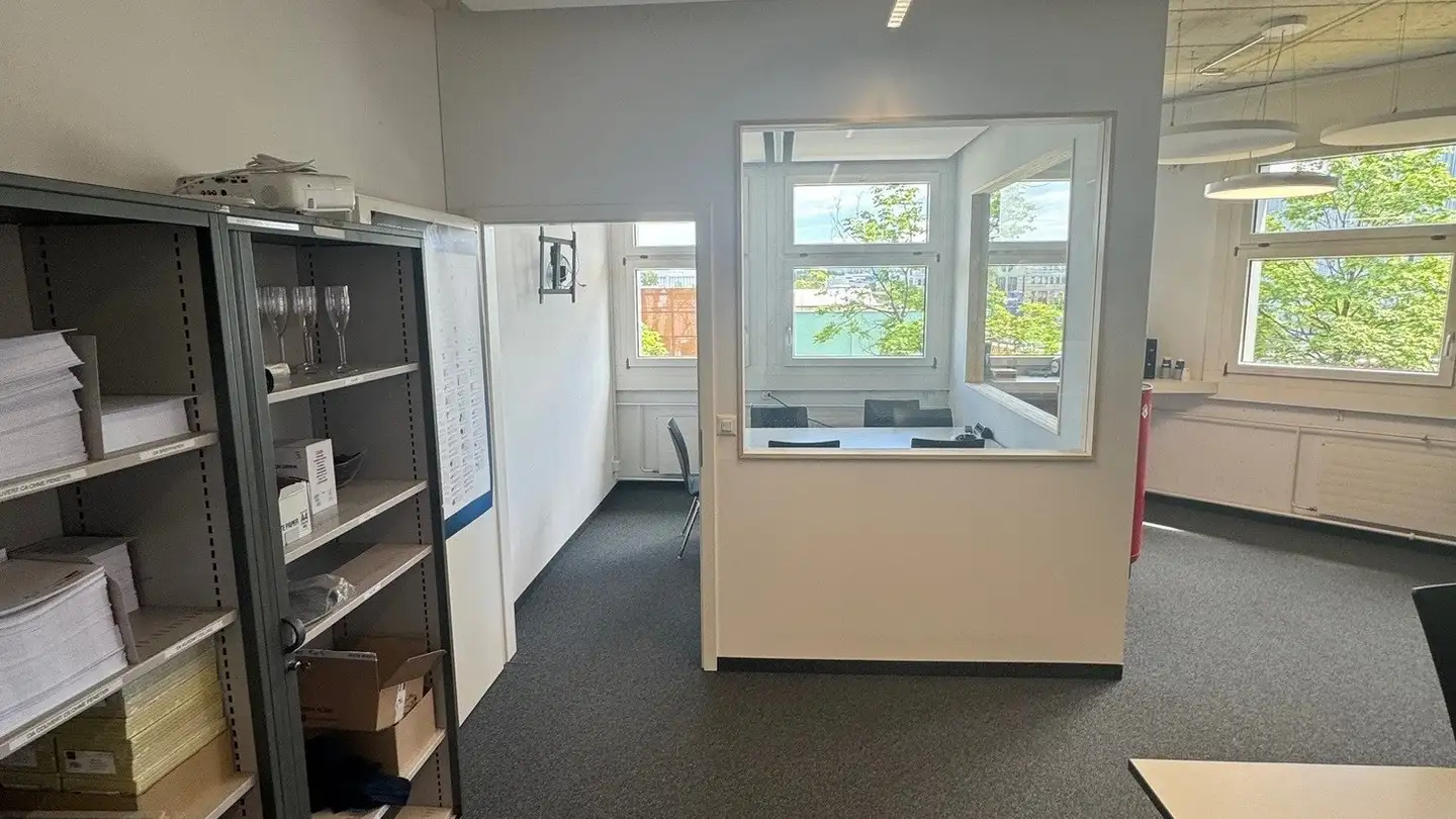 Spazio ufficio in affitto - 8153 Rümlang - Photo 3