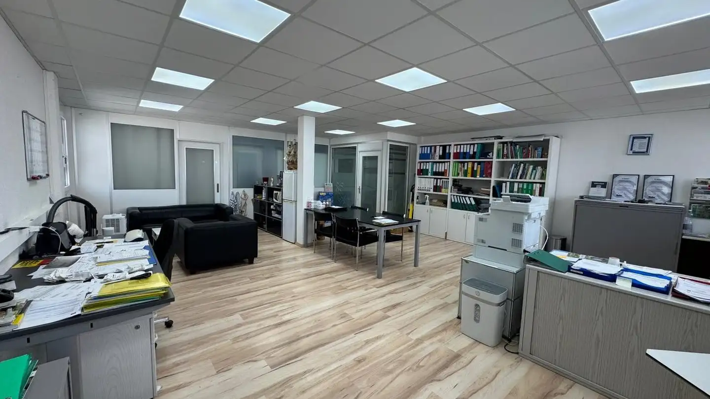 Spazio ufficio in affitto - Gewerbestrasse 9, 8132 Egg b. Zürich - Foto 2