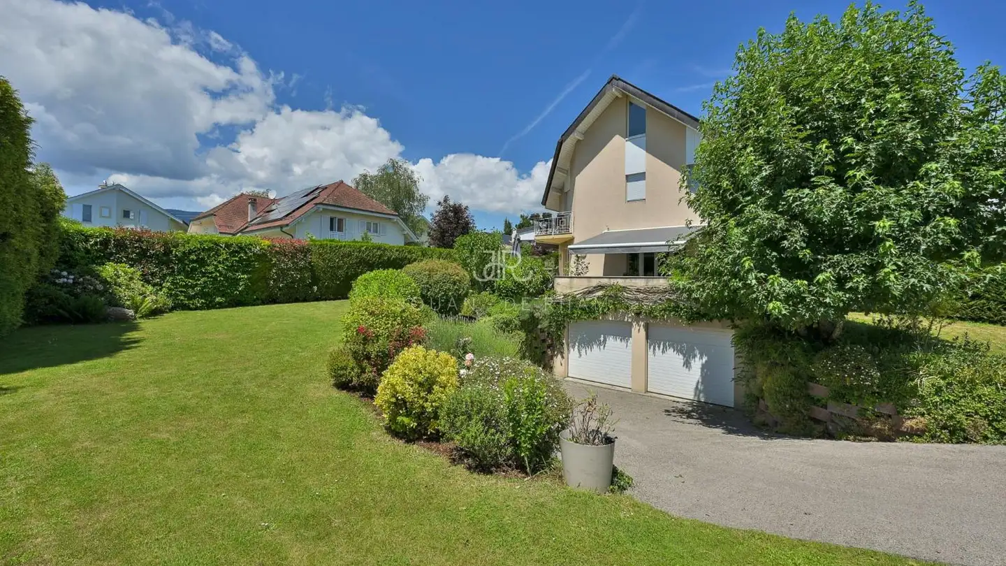 Villa for sale - Route De Chavannes-De-Bogis, 1279 Bogis-Bossey