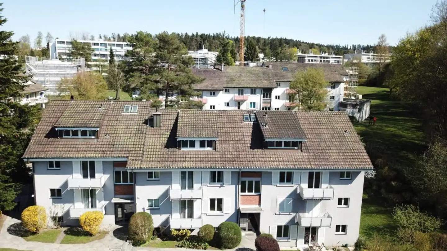 Appartement à louer - Rietholzstrasse 44, 8125 Zollikerberg