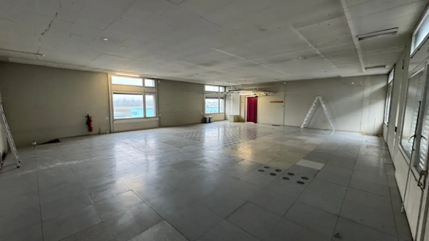 Bureau à louer - Alte Bernstrasse 127, 3613 Steffisburg - Photo 4