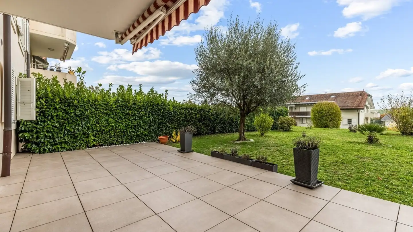 Apartment for sale - 1027 Lonay