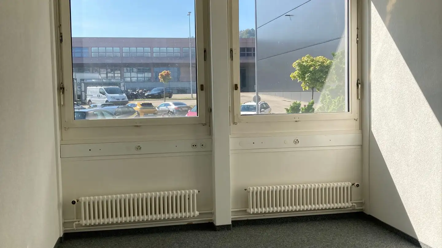 Bureau à louer - Biologiestrasse 11, 8157 Dielsdorf