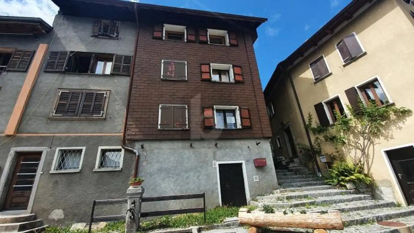 Einfamilienhaus kaufen - 6774 Dalpe