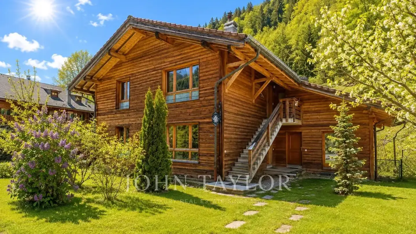 Residential building for sale - 1880 Bex