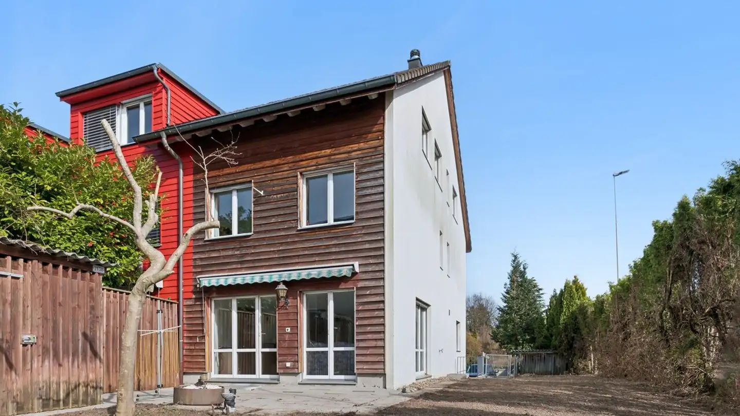 Cave house for sale - 8633 Wolfhausen