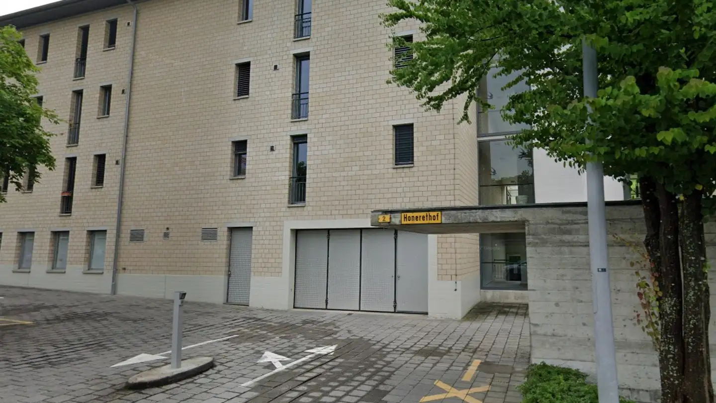 Place de parking souterraine à louer - Honerethof 2, 8962 Bergdietikon