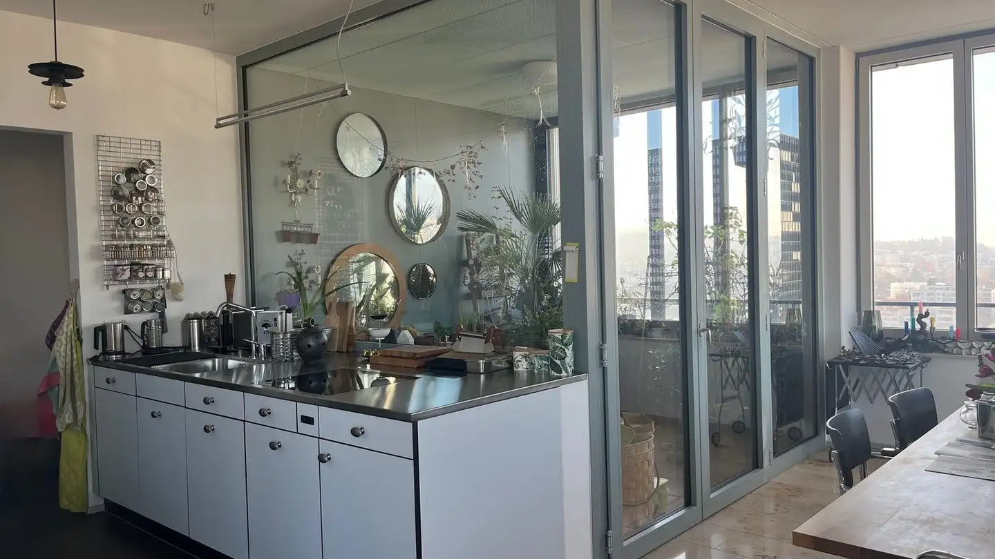 Appartement à louer - Hohlstrasse 510, 8048 Zürich