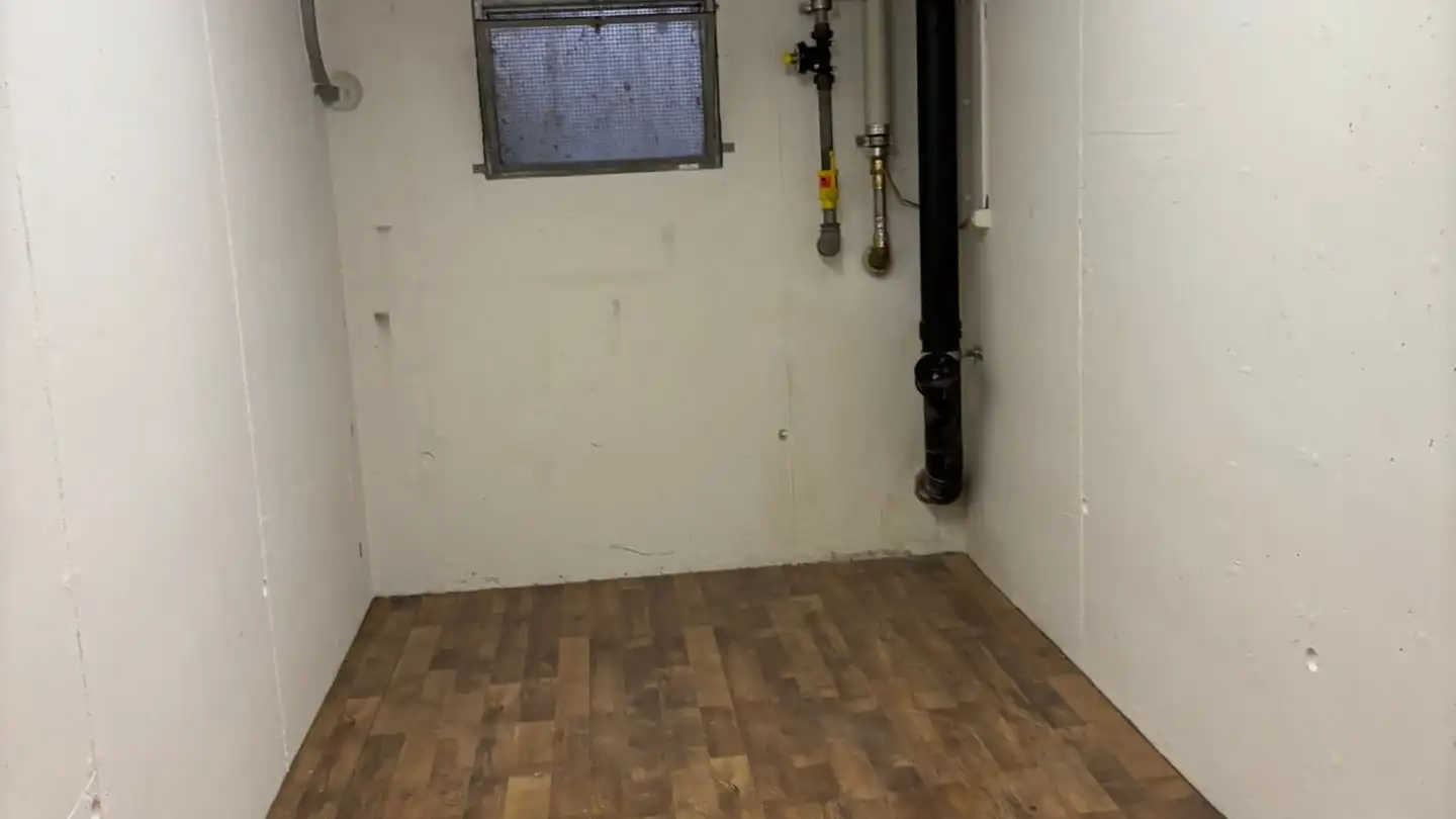 Storage space for rent - Tuggenerstrasse, 8008 Zürich