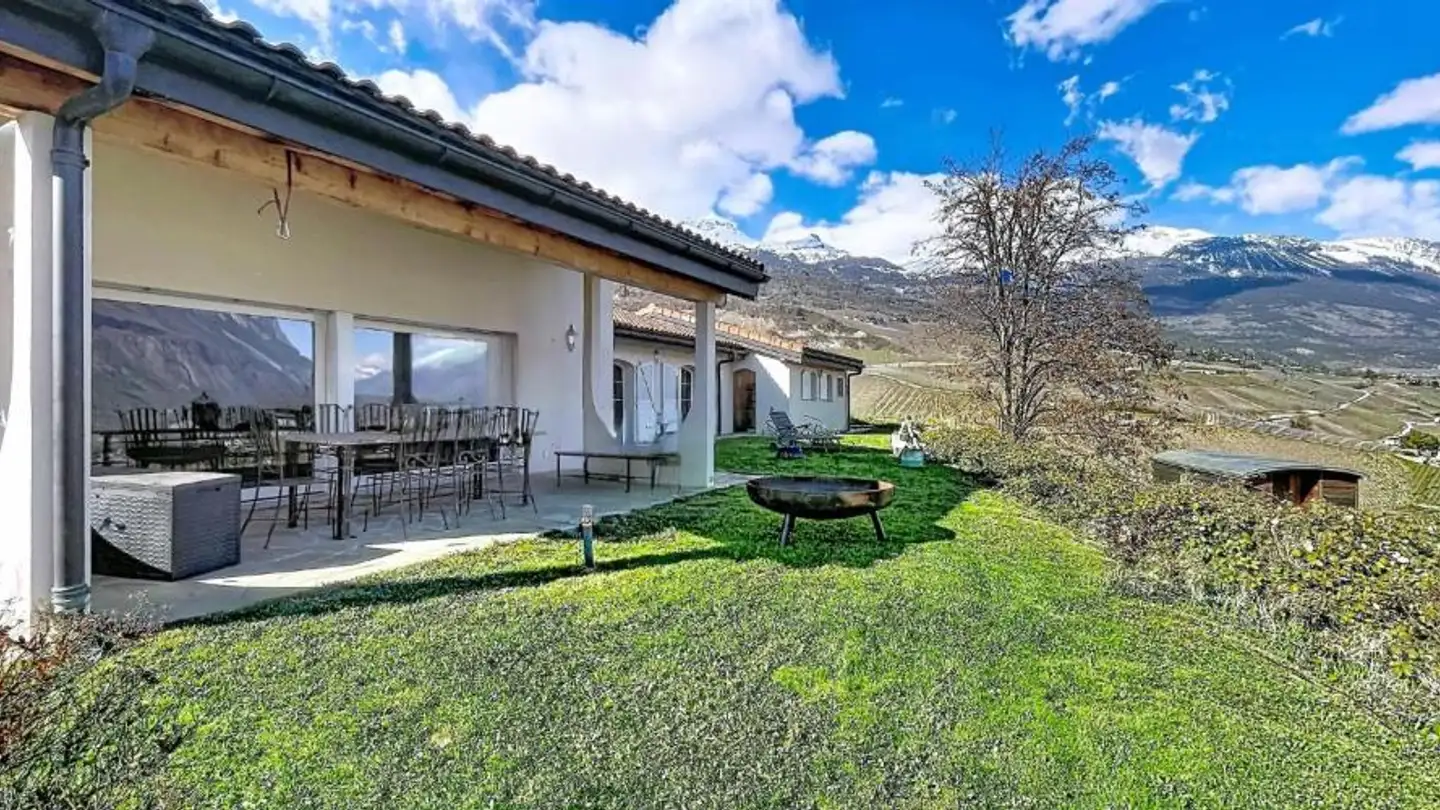 Villa kaufen - 3960 Loc