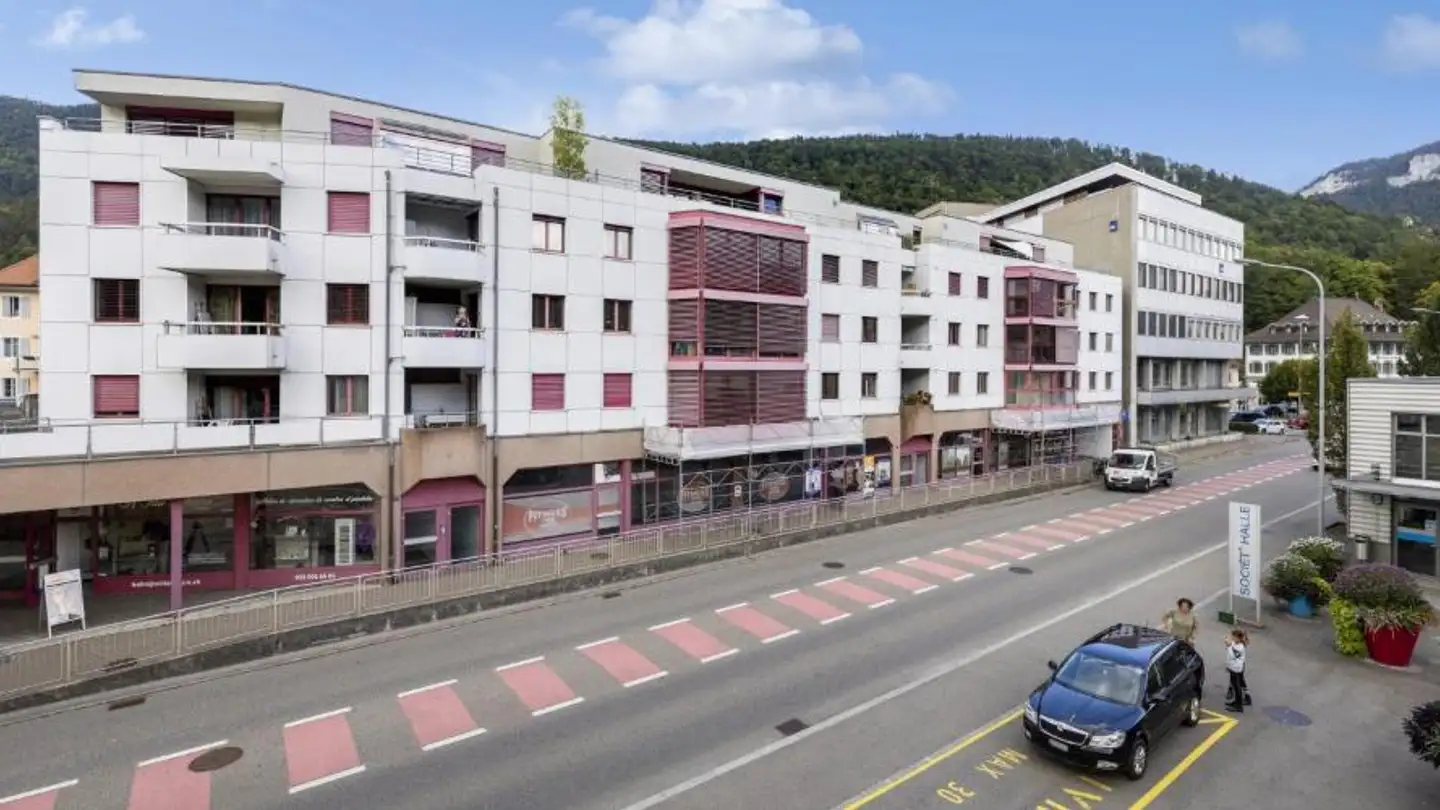 Appartement à louer - Avenue De La Liberté 18, 2740 Moutier - Photo 2