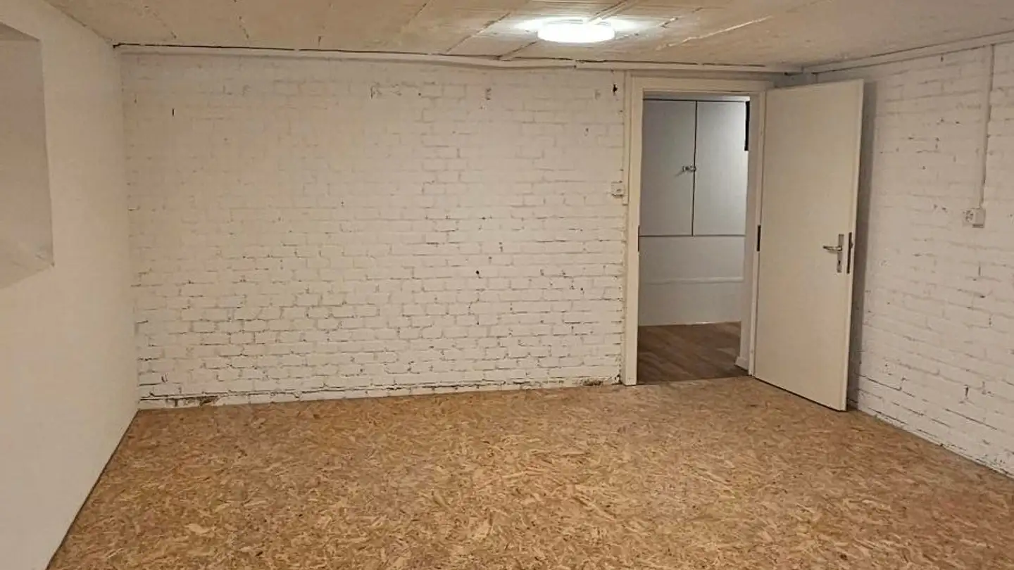 Hobby room for rent - Bahnhofstrasse 18, 6460 Altdorf UR - Photo 2