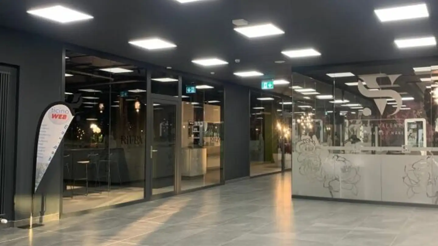 Shop for rent - Via Serafino Balestra 6, 6600 Locarno