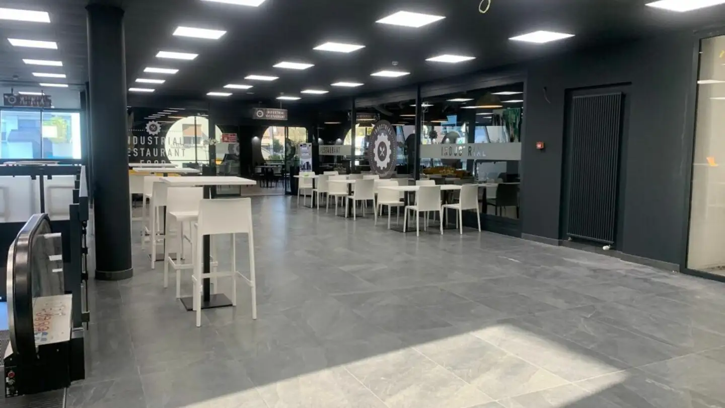 Negozio in affitto - Via Serafino Balestra 6, 6600 Locarno - Photo 4