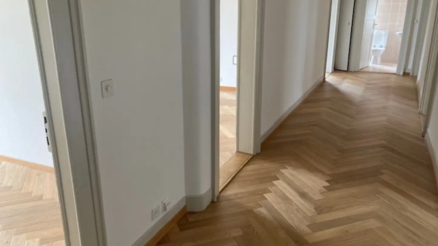 Apartment for rent - Avenue Du Midi 4, 1820 Montreux - Photo 2