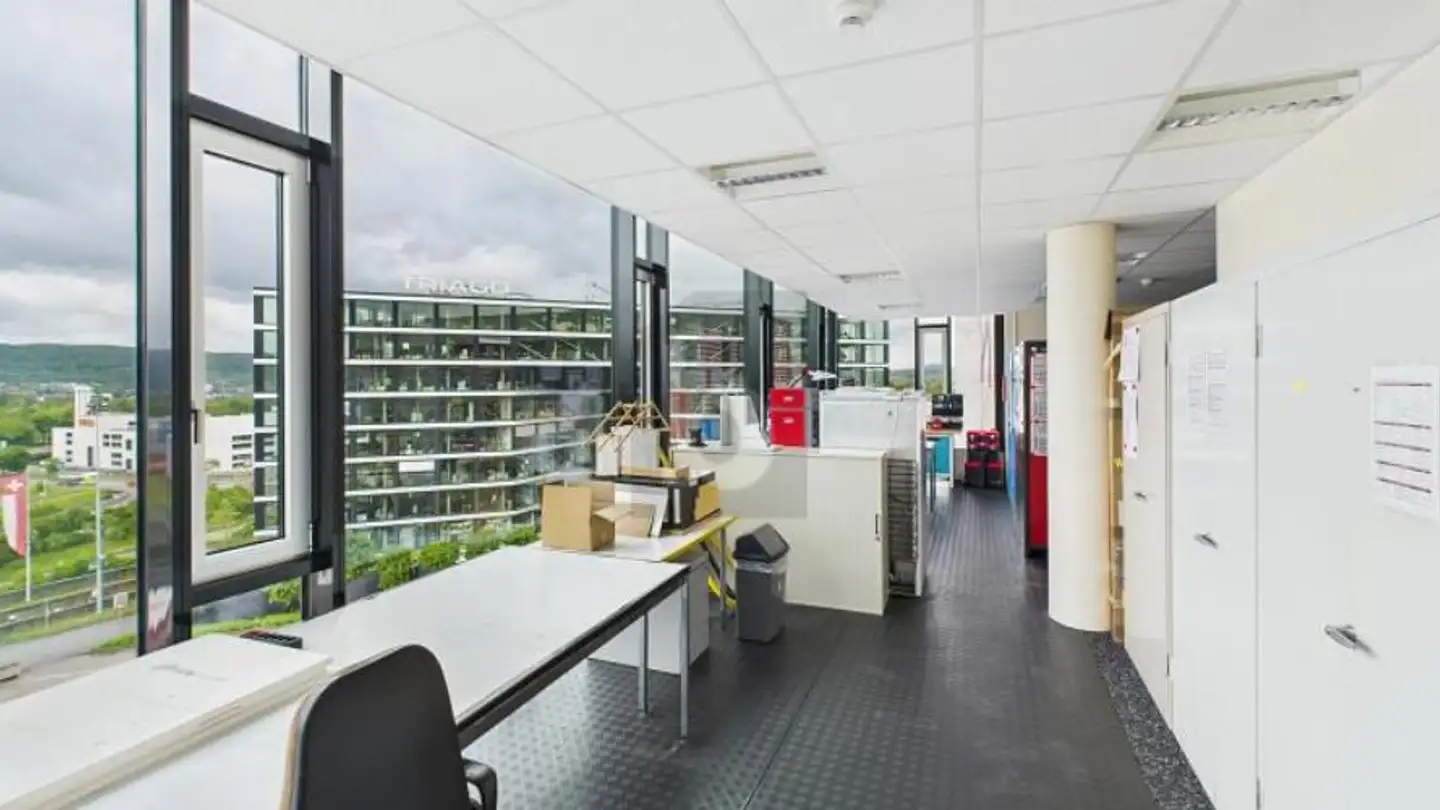 Bürofläche mieten - 4133 Pratteln