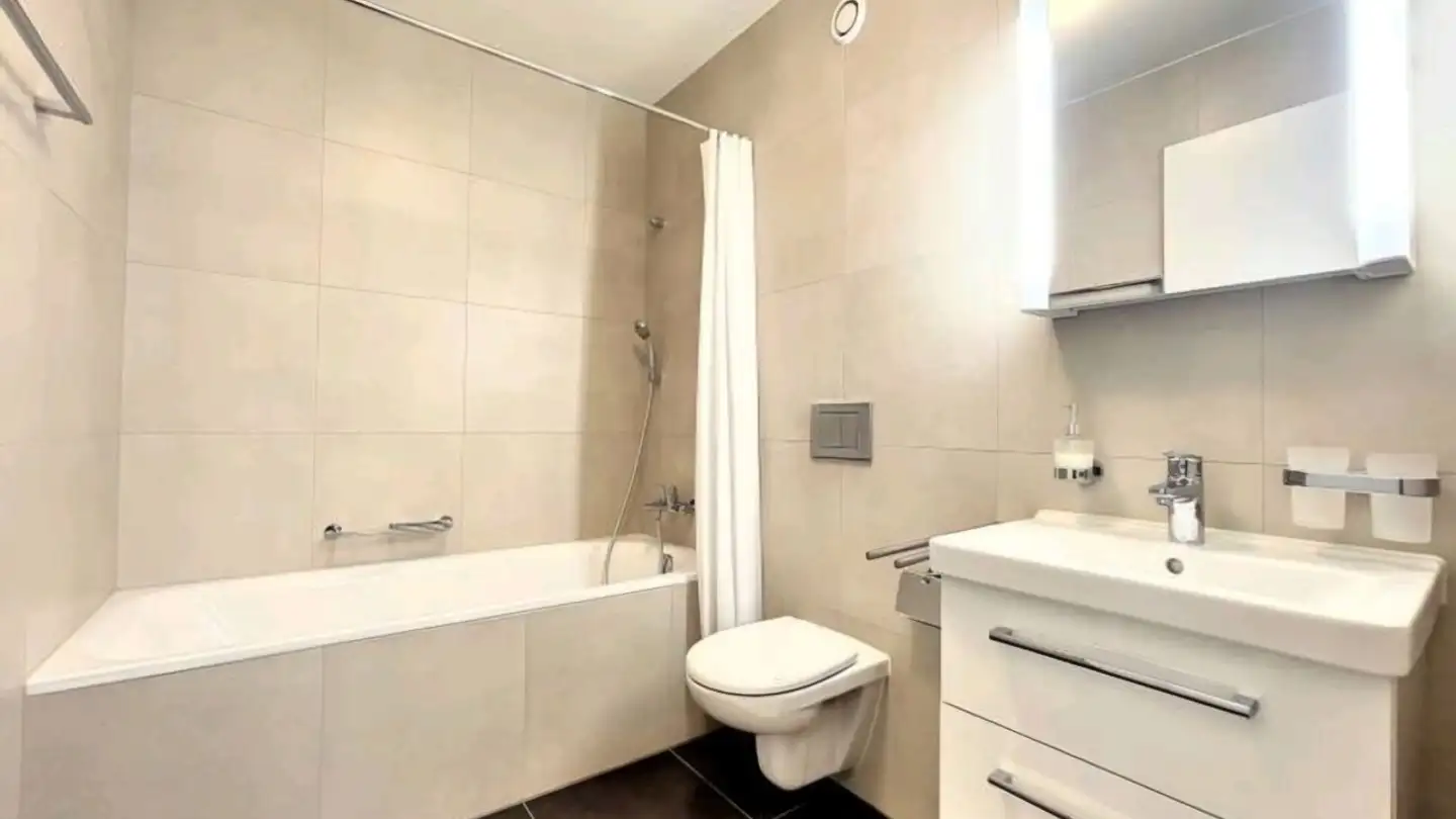 Appartamento in affitto - Avenue Des Planches 22b, 1820 Montreux