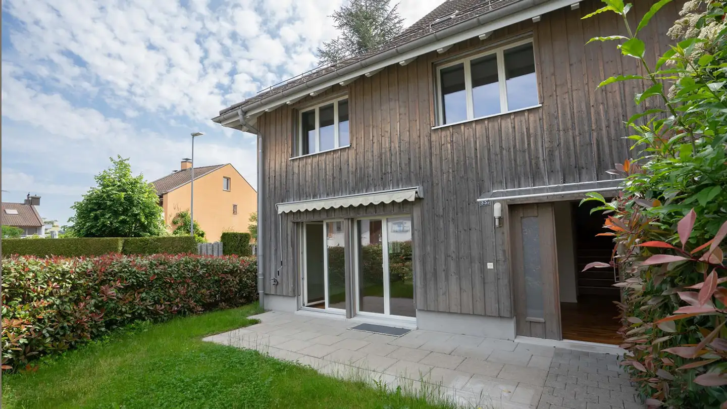 Casa a schiera in vendita - Alte Landstrasse 33a, 8600 Dübendorf - Photo 2