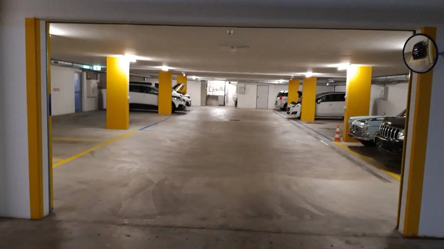 Parcheggio esterno in affitto - Im Grund 2, 8600 Dübendorf
