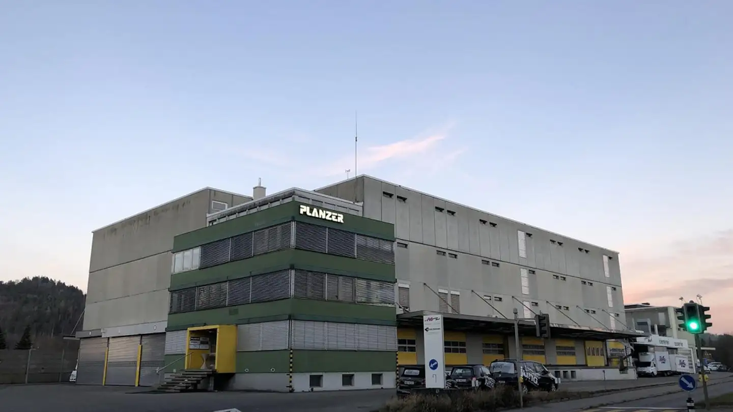 Commerciale in affitto - Worbstrasse 97, 3074 Muri b. Bern