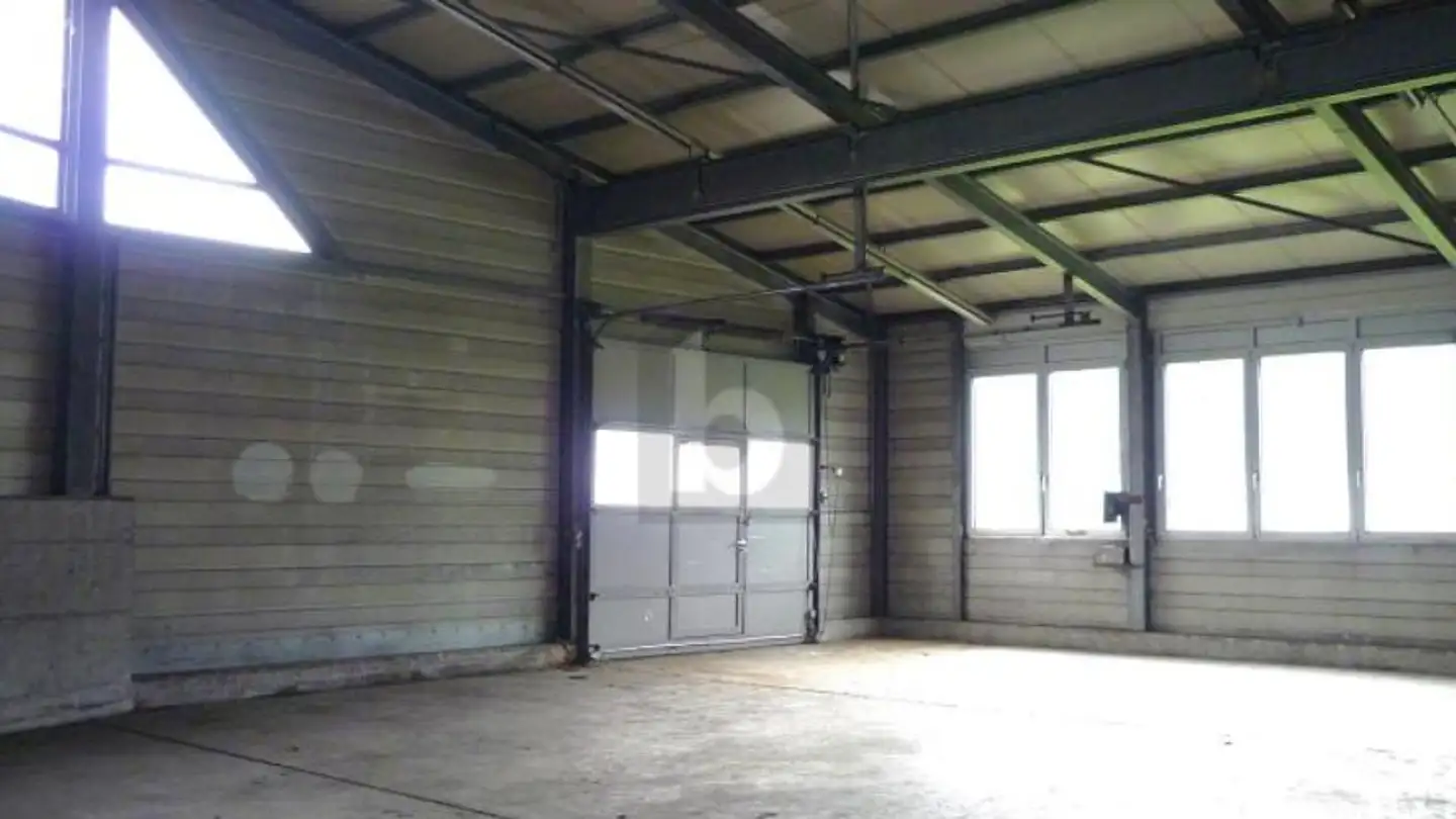 Industrial property for rent - 1450 Ste-Croix - Photo 2