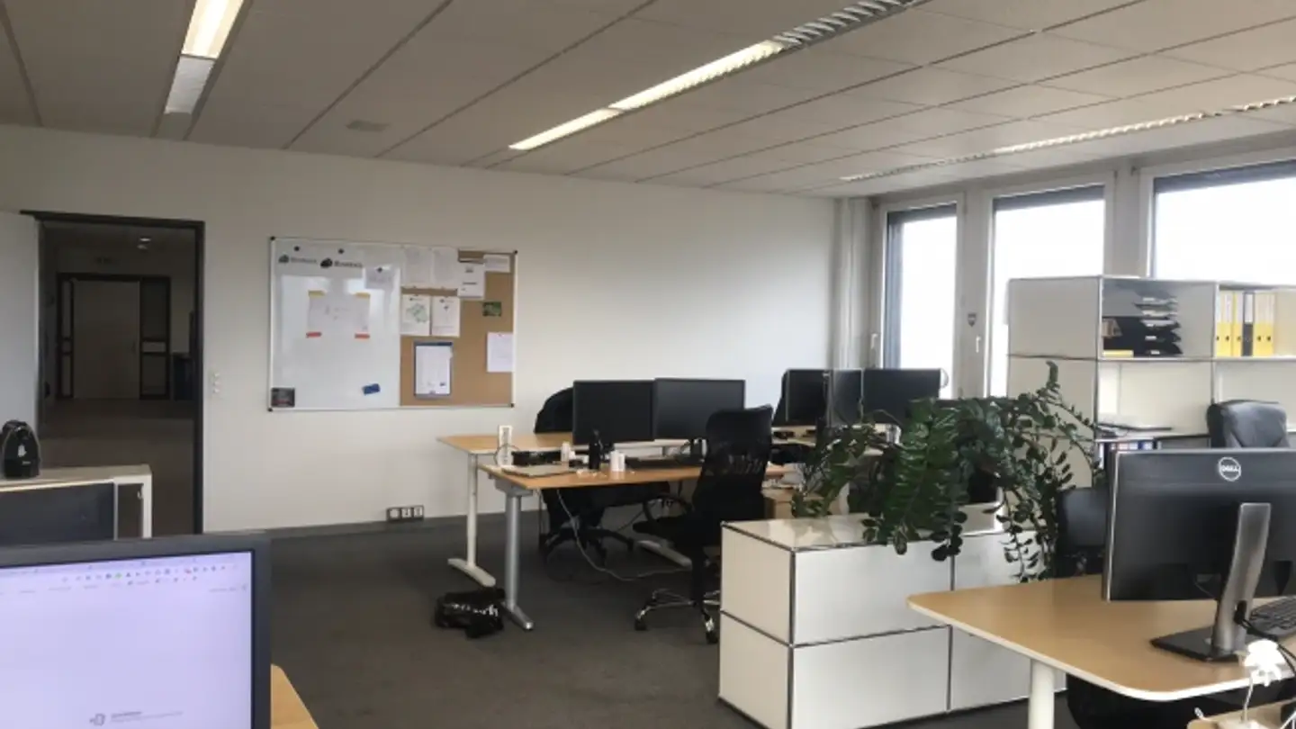 Office space for rent - Lettenstrasse 7, 6343 Rotkreuz - Photo 3