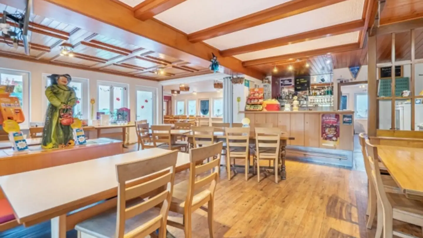 Agricultural business for rent - Marktplatzstrasse 2, 3946 Turtmann - Photo 2